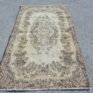 3.8 ft. x 7.2 ft. Vintage Turkish Rug TR45947 Image 1