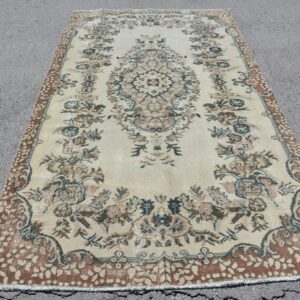5.3 ft. x 9.6 ft. Vintage Turkish Rug TR46047 Image 1