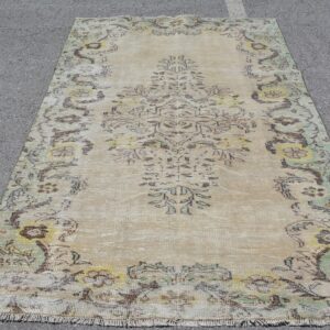 5.6 ft. x 8.9 ft. Vintage Turkish Rug TR46057 Image 1