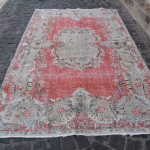 5.6 ft. x 9.6 ft. Vintage Turkish Rug TR46907 Image 1