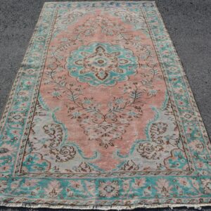 5 ft. x 9.1 ft. Vintage Turkish Rug TR47157 Image 1