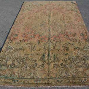 5.7 ft. x 9.7 ft. Vintage Turkish Rug TR47197 Image 1