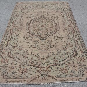 4.8 ft. x 7.5 ft. Vintage Turkish Rug TR47447 Image 1