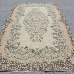 5.5 ft. x 9.4 ft. Vintage Turkish Rug TR47457 Image 1