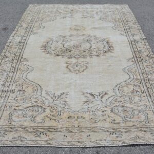5.9 ft. x 8.7 ft. Vintage Turkish Rug TR47467 Image 1