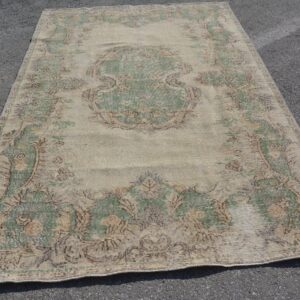 5.7 ft. x 8.8 ft. Vintage Turkish Rug TR47597 Image 1