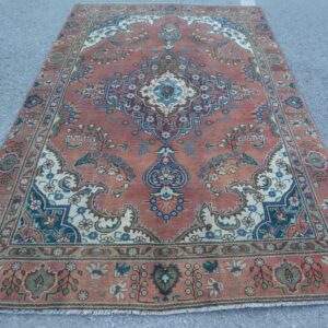 5.7 ft. x 9.6 ft. Vintage Turkish Rug TR47647 Image 1