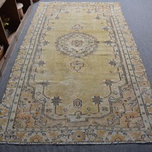 4.8 ft. x 8.6 ft. Vintage Turkish Rug TR48087 Image 1