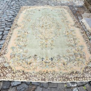 5.4 ft. x 9.7 ft. Vintage Turkish Rug TR48497 Image 1