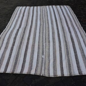 5.9 ft. x 8.3 ft. Vintage Kilim Rug TR62402 Image 1