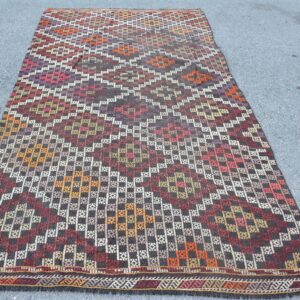 5.1 ft. x 9.7 ft. Vintage Kilim Rug TR62532 Image 1