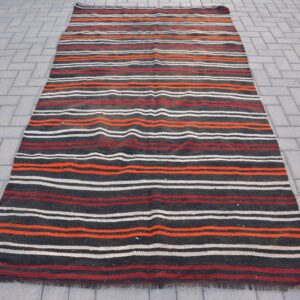 4.5 ft. x 8.7 ft. Vintage Kilim Rug TR62642 Image 1